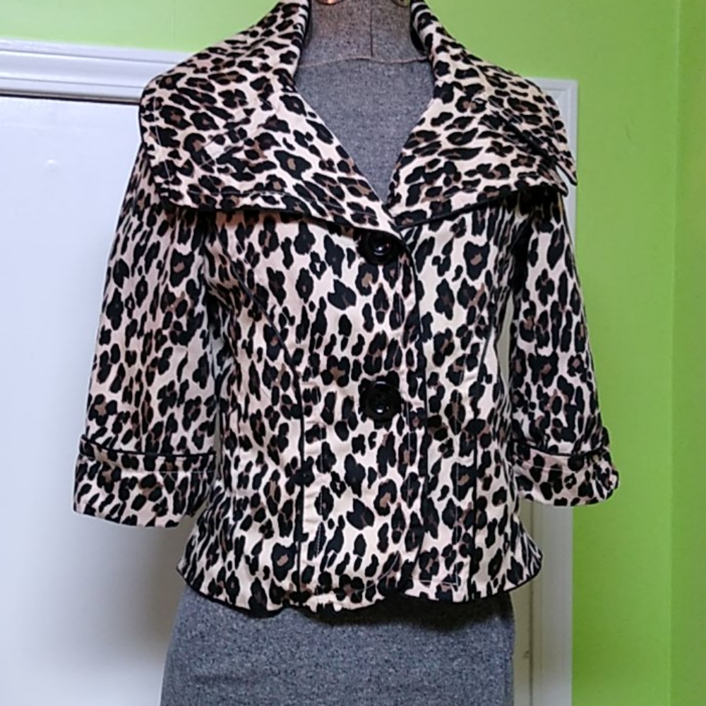 Lisa International leopard print blazer